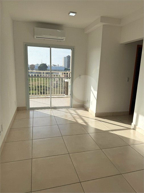Apartamento para alugar com 3 quartos, sendo 1 suíte, em Vila Norma, Salto, SP