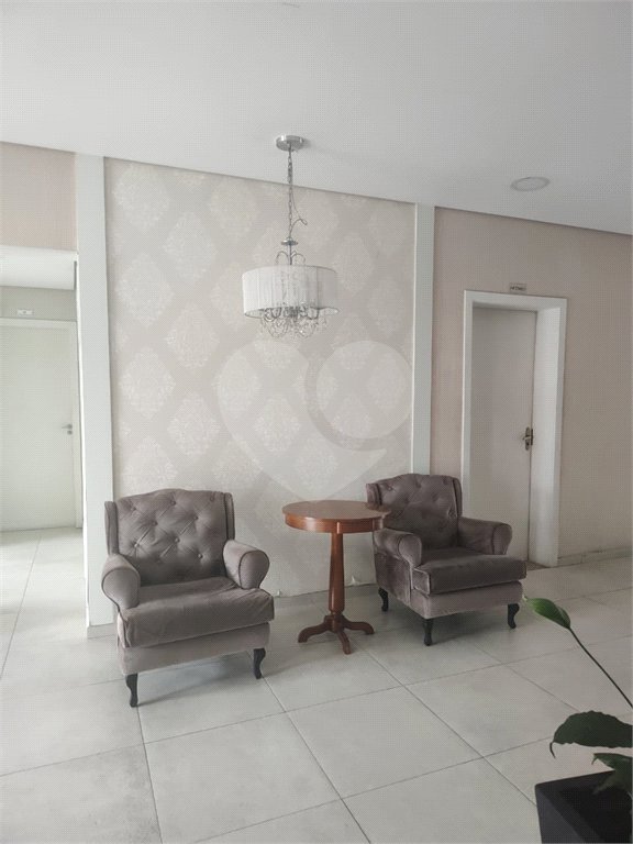 Apartamento à venda com 3 quartos, sendo 1 suíte, em Jardim Imperador, Suzano, SP