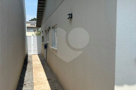 Casa à venda com 2 quartos, sendo 1 suíte, no condomínio Residencial Bela Vida- Bom Jesus dos Perdões, Bom Jesus dos Perdões - SP