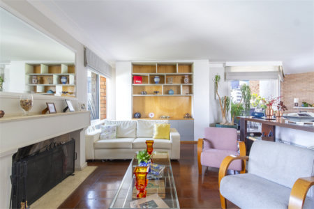 Apartamento à venda com 4 quartos, sendo 2 suítes, em Indianópolis, São Paulo, SP