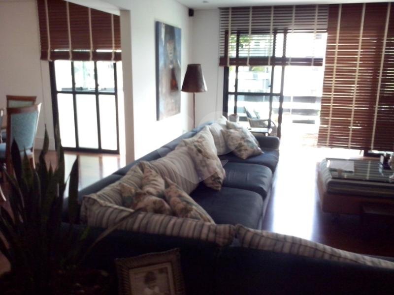 Apartamento à venda com 4 suítes em Vila Morumbi, São Paulo, SP