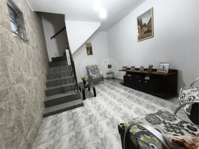 Sobrado à venda com 3 quartos no Brasilândia, São Paulo, SP