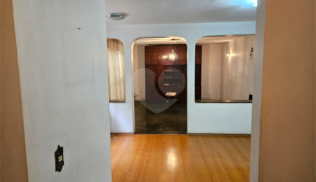 Sobrado à venda com 3 quartos, sendo 1 suíte,  em Cidade Monções, São Paulo, SP