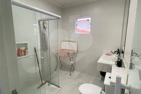 Sobrado à venda com 3 quartos, sendo 1 suíte, em Vila Maria Alta, São Paulo, SP
