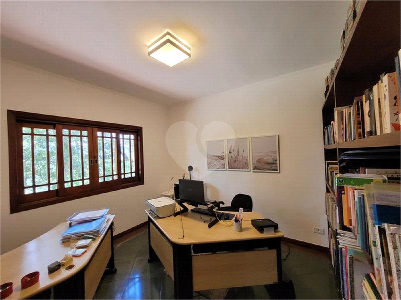 Casa à venda com 4 quartos, sendo 2 suítes, no condomínio Alpes da Cantareira, Mairiporã - SP