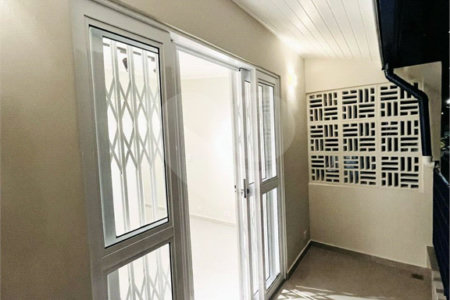 Sobrado à venda com 3 quartos em Campo Belo, São Paulo, SP