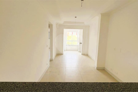 Apartamento à venda com 2 quartos, sendo 1 suíte, no Centro, Sorocaba, SP