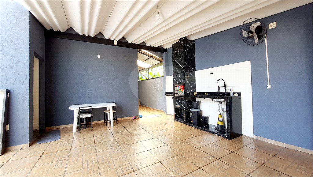 Casa à venda com 3 quartos, sendo 1 suíte, em Campos Elíseos, Ribeirão Preto, SP