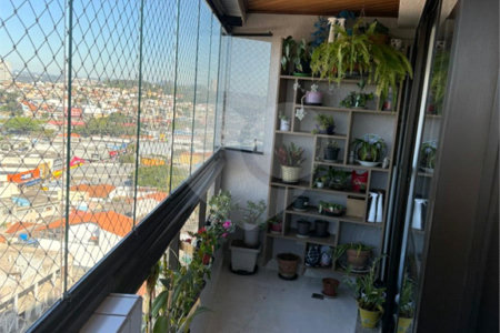 Apartamento à venda com 3 quartos, sendo 1 suíte, em Vila São João, Poá, SP