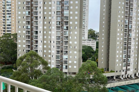 Apartamento à venda com 3 quartos, sendo 1 suíte,  em Parque Reboucas, São Paulo, SP