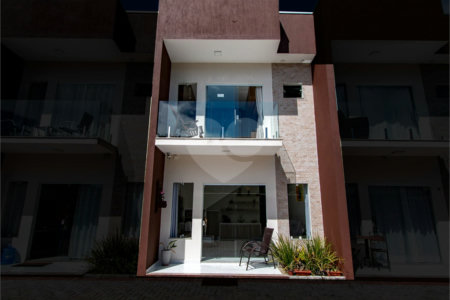Duplex à venda com 2 suítes, em Taperapuan, Porto Seguro, BA