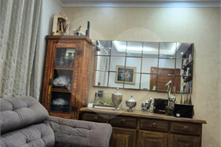 Casa à venda com 2 quartos, sendo 1 suíte, em Vila Vianelo, Jundiaí, SP