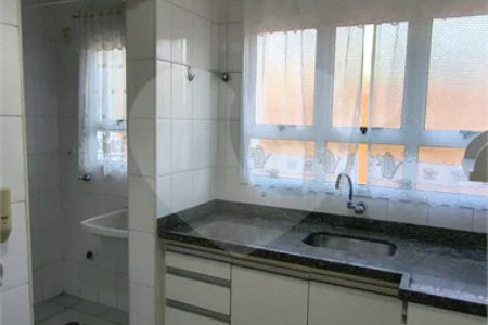 Apartamento à venda com 2 quartos, sendo 1 suíte, no Centro, Vinhedo, SP