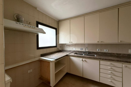 Apartamento à venda com 3 quartos, sendo 1 suíte, em Jardim Paulista, São Paulo, SP