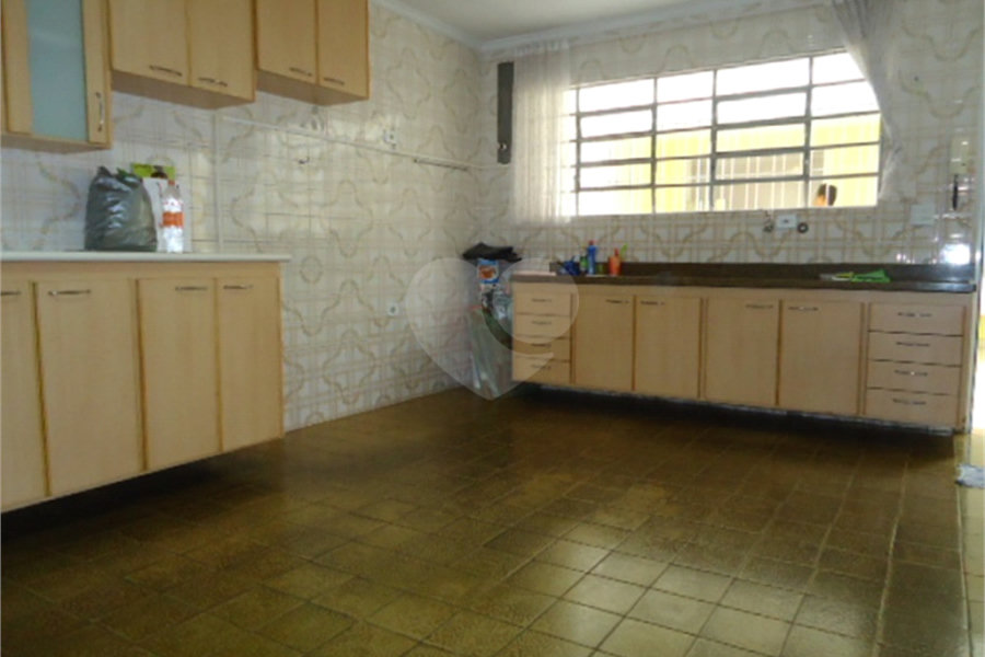 Sobrado à venda com 3 quartos em Jardim Peri, São Paulo, SP