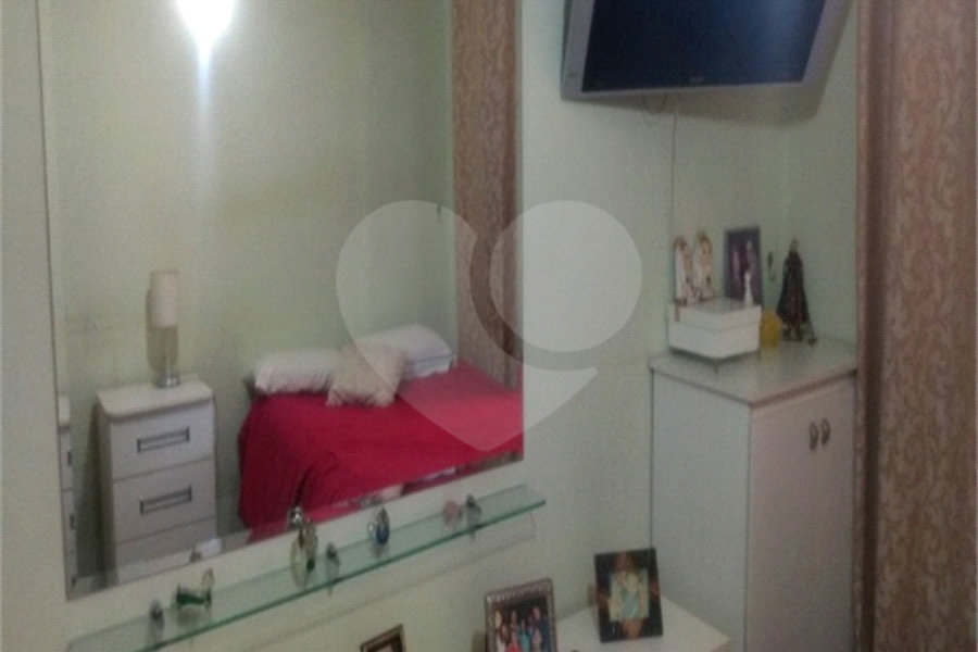 Sobrado à venda com 3 quartos em Horto, São Paulo, SP