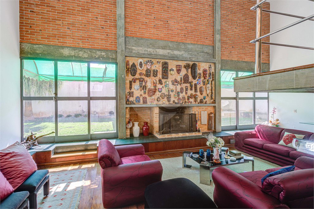 Casa à venda com 3 suítes em Interlagos, São Paulo, SP