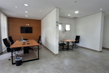 Apartamento à venda com 2 quartos em Vila Anastácio, São Paulo, SP
