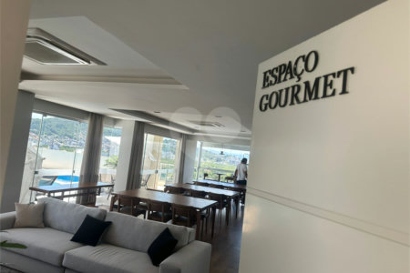 Apartamento à venda ou para alugar com 2 suítes em Itacorubi, Florianópolis, SC