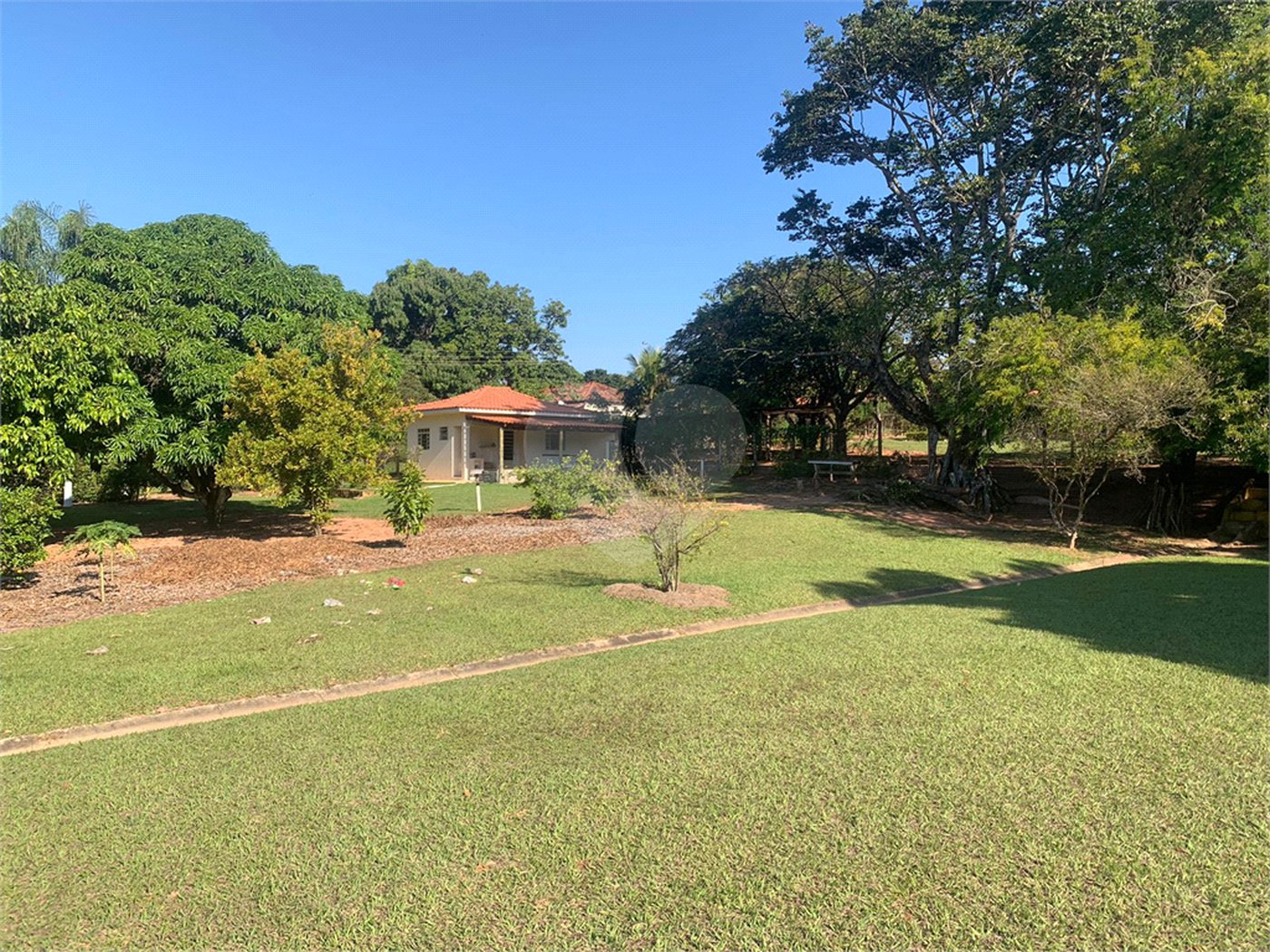 Chácara à venda com 2 quartos em Jardim Residencial Bela Vista, Dois Córregos, SP