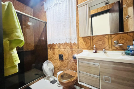 Casa à venda com 4 quartos, sendo 1 suíte, em Campo Grande, Rio de Janeiro, RJ