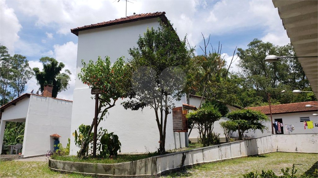 Casa à venda com 4 quartos, sendo 2 suítes, em Horto, São Paulo, SP