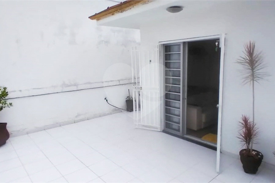 Casa à venda com 4 quartos, sendo 1 suíte, em Santana, São Paulo, SP