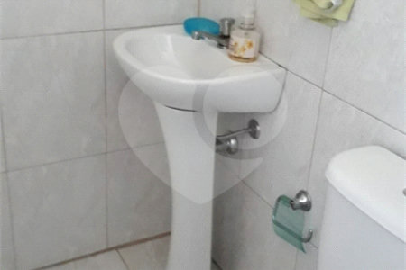 Apartamento à venda com 2 quartos, sendo 1 suíte, em Vila Urupês, Suzano, SP