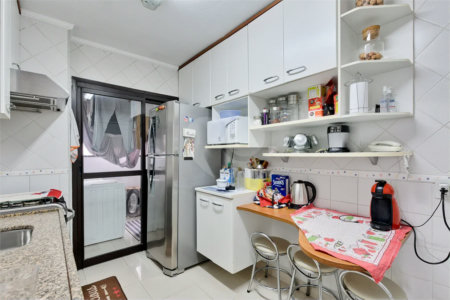 Apartamento à venda com 3 quartos, sendo 1 suíte, em Alto da Boa Vista, São Paulo, SP