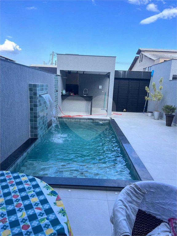 Casa à venda com 2 suítes no condomínio Villaggio Residenziale Di Lucas, Rio de Janeiro - RJ