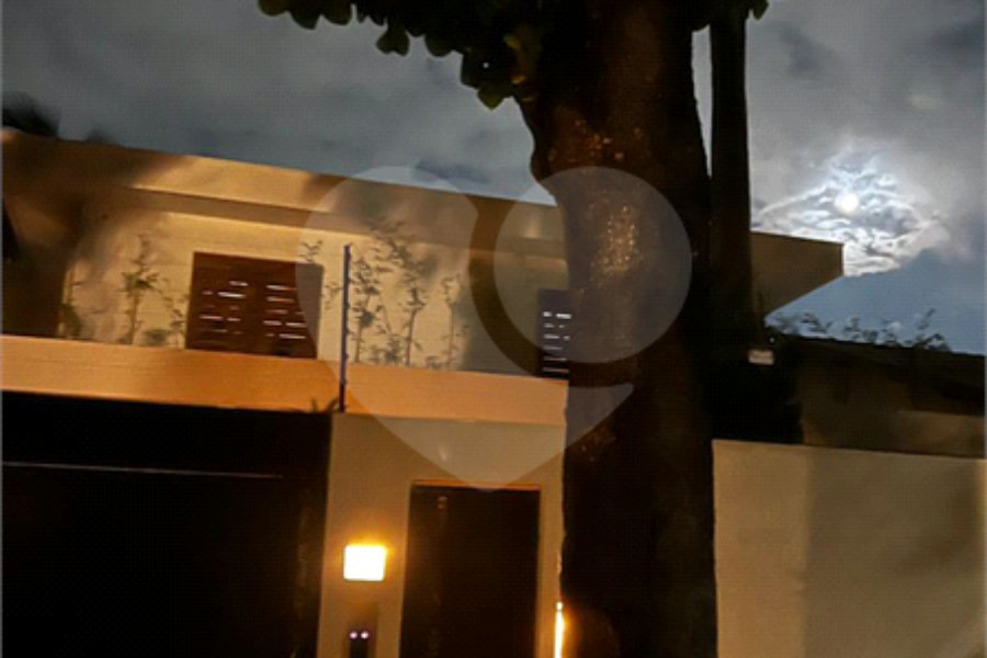 Casa à venda com 4 quartos, sendo 3 suítes, em Vila Madalena, São Paulo, SP