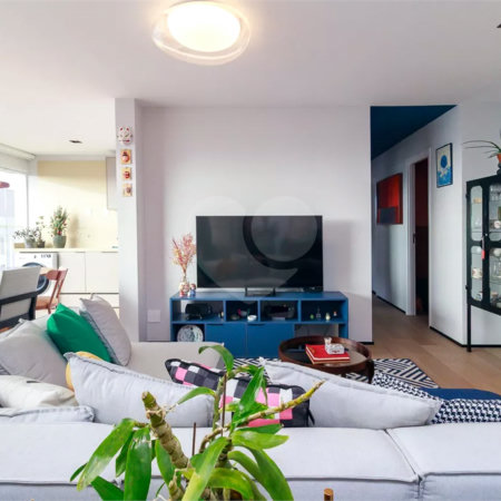 Apartamento à venda com 3 quartos, sendo 1 suíte,  em Santo Amaro, São Paulo, SP