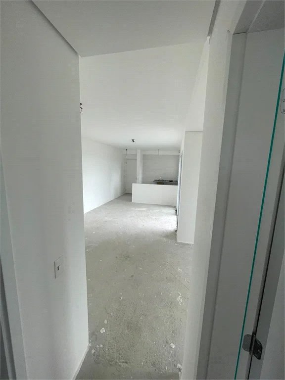 Apartamento à venda com 3 quartos, sendo 1 suíte, em Vila Suzana, São Paulo, SP