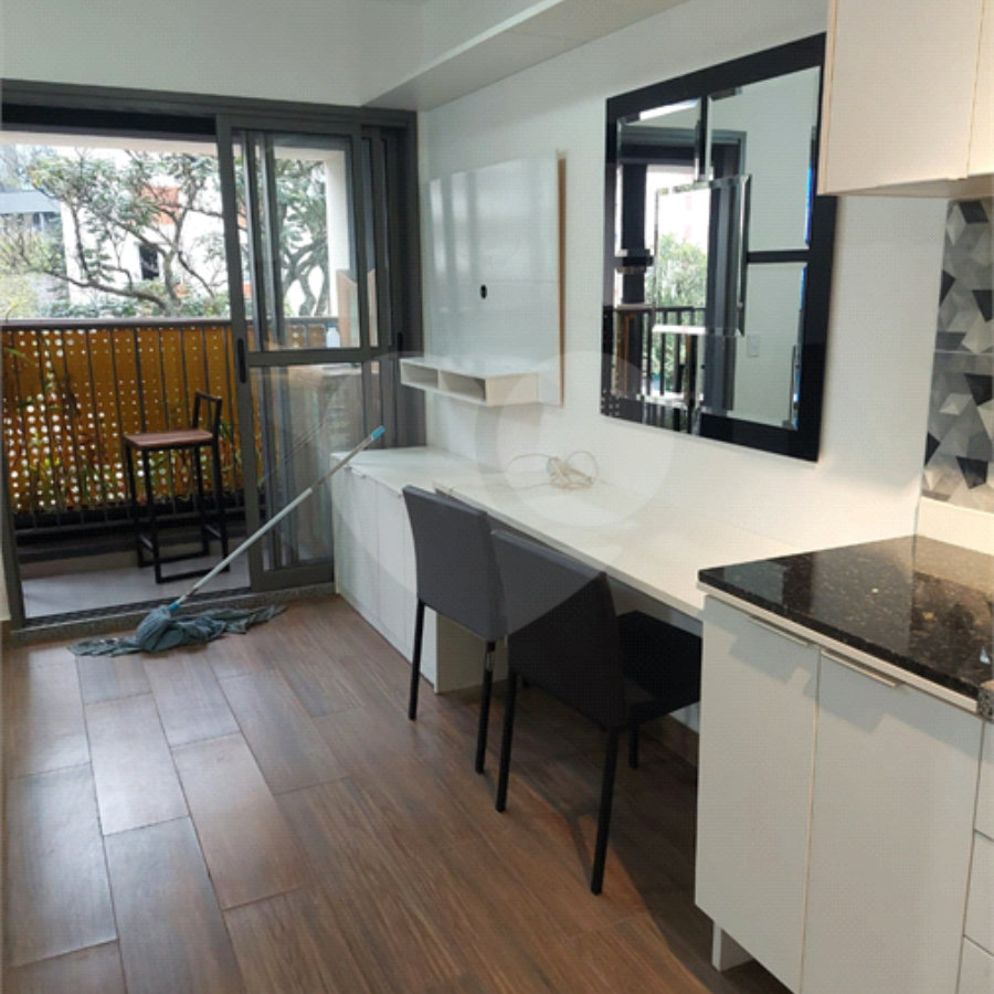 Apartamento para alugar com 1 suíte em Cerqueira César, São Paulo, SP