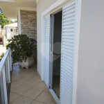 Casa à venda com 4 quartos, sendo 2 suítes, no condomínio Residencial Jardim das Palmeiras, Vinhedo - SP