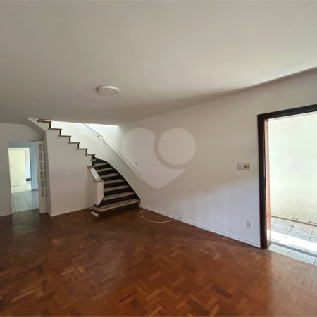 Casa à venda com 3 quartos, sendo 1 suíte,  em Santo Amaro, São Paulo, SP