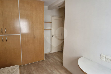 Apartamento à venda com 4 quartos, sendo 3 suítes, em Santa Cecília, São Paulo, SP
