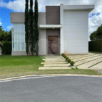 Casa à venda com 5 quartos, sendo 3 suítes, no condomínio Residencial Saint German, Araçoiaba da Serra - SP