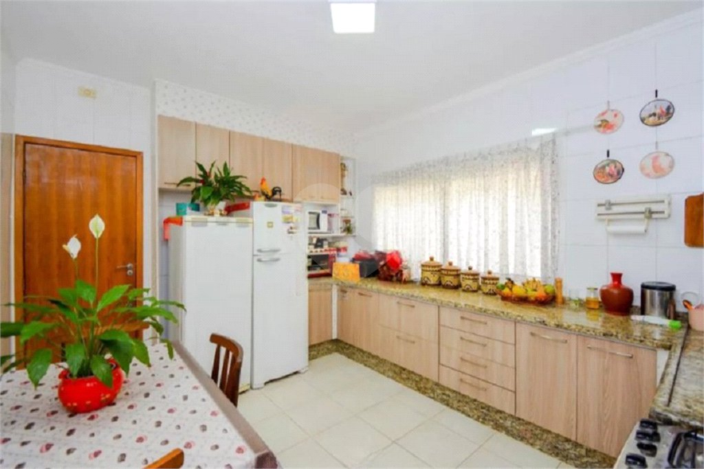 Casa à venda com 3 quartos, sendo 1 suíte, em Parque Continental I, Guarulhos, SP