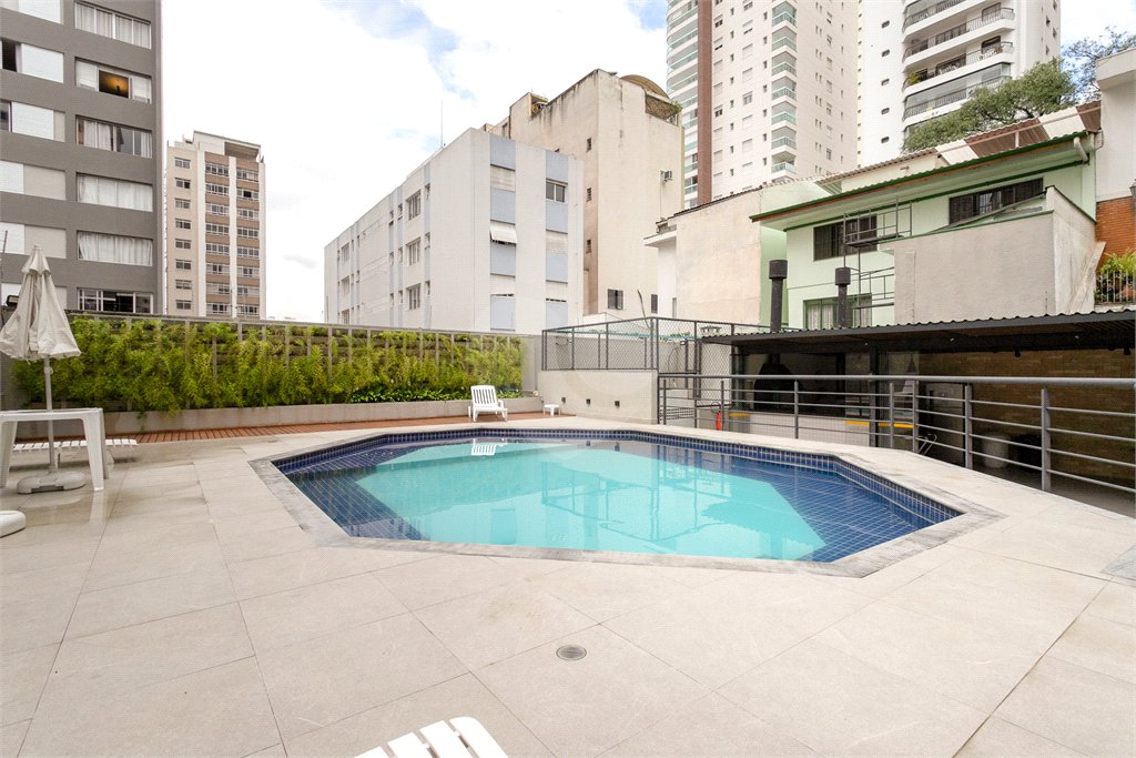 Apartamento à venda com 4 quartos, sendo 3 suítes, em Perdizes, São Paulo, SP