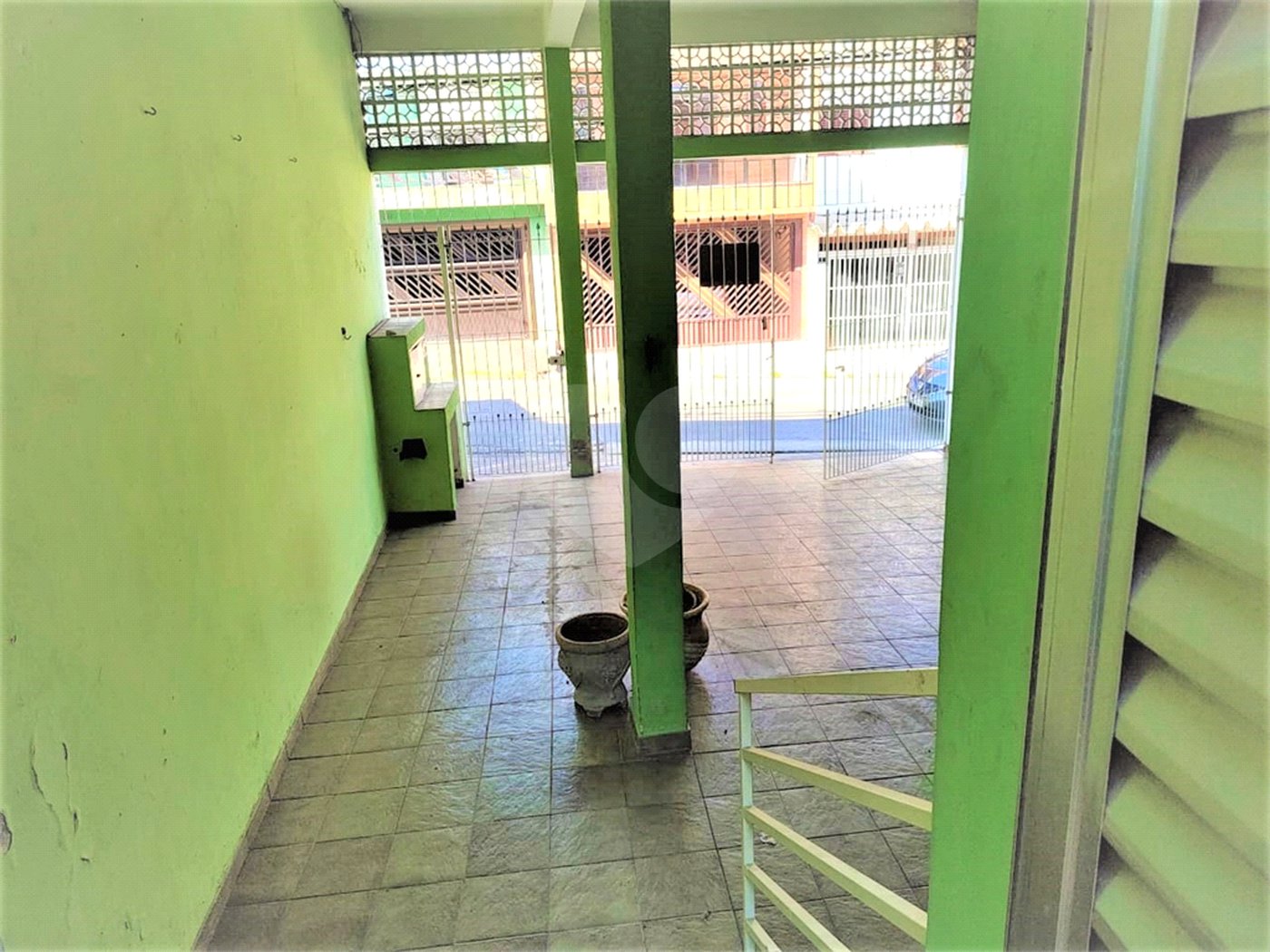 Sobrado à venda com 4 quartos, sendo 1 suíte, em Jardim Regina, São Paulo, SP