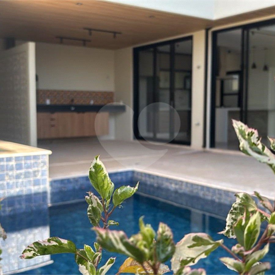 Casa à venda com 3 suítes no condomínio Jardim Residencial Dona Maria José, Indaiatuba - SP