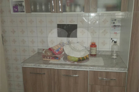 Sobrado à venda com 4 quartos, sendo 2 suítes, em Parque Jabaquara, São Paulo, SP