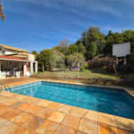 Casa com 3 dormitórios e piscina no Condomínio Cafezal VI em Itupeva SP