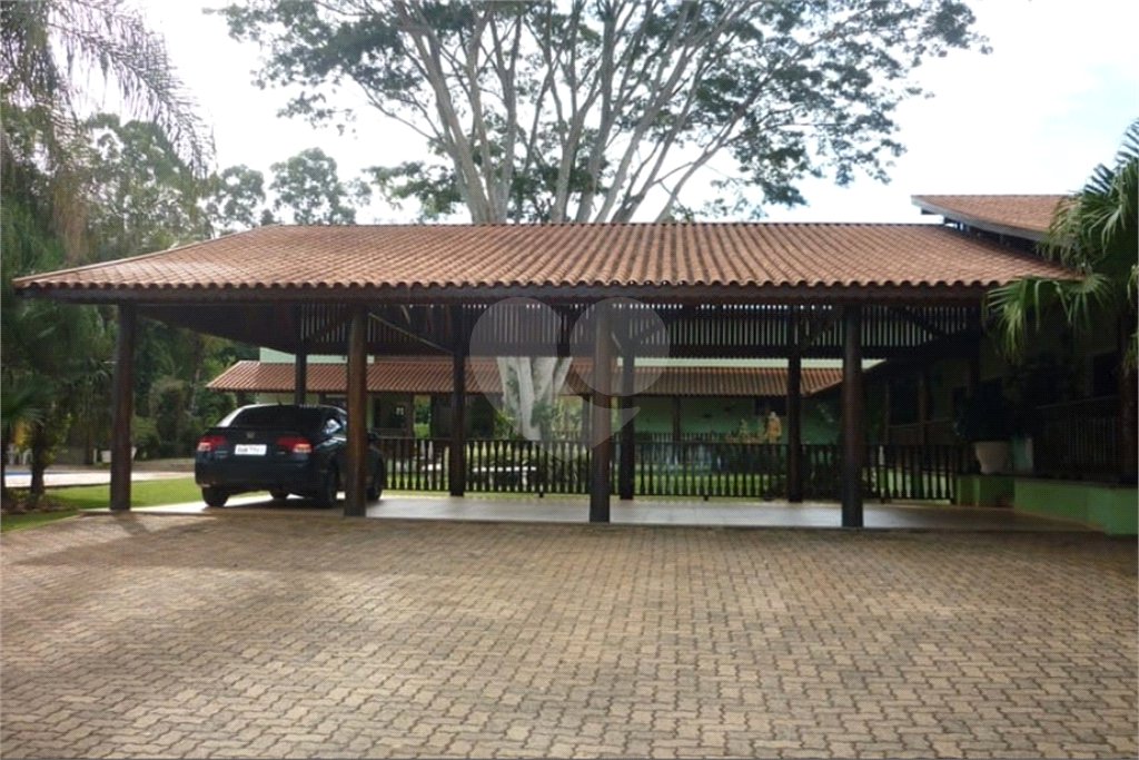 Chácara à venda ou para alugar com 4 quartos, sendo 1 suíte, em Chácara Velosa, Araraquara, SP