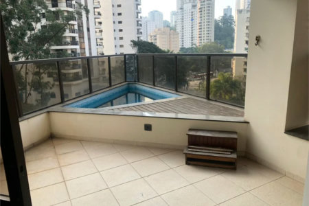 Apartamento à venda com 4 quartos, sendo 3 suítes, em PANAMBY, São Paulo, SP