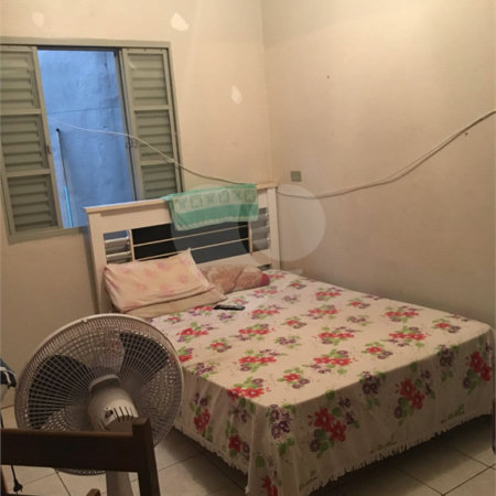 Casa à venda com 3 quartos, sendo 1 suíte, em Jardim Santa Efigênia, Salto, SP