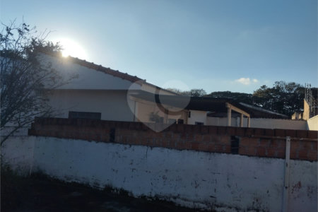 Casa Térrea à venda com 3 quartos, sendo 1 suíte, em Vila Xavier (vila Xavier), Araraquara, SP