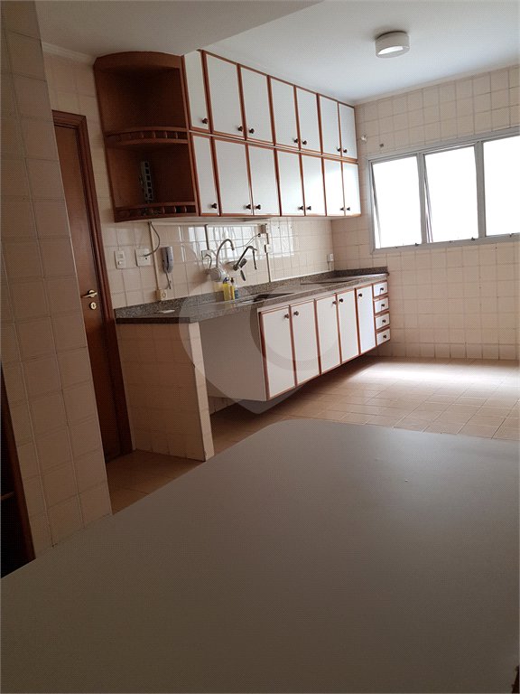 Apartamento à venda com 3 suítes em Conjunto Residencial Morumbi, São Paulo, SP