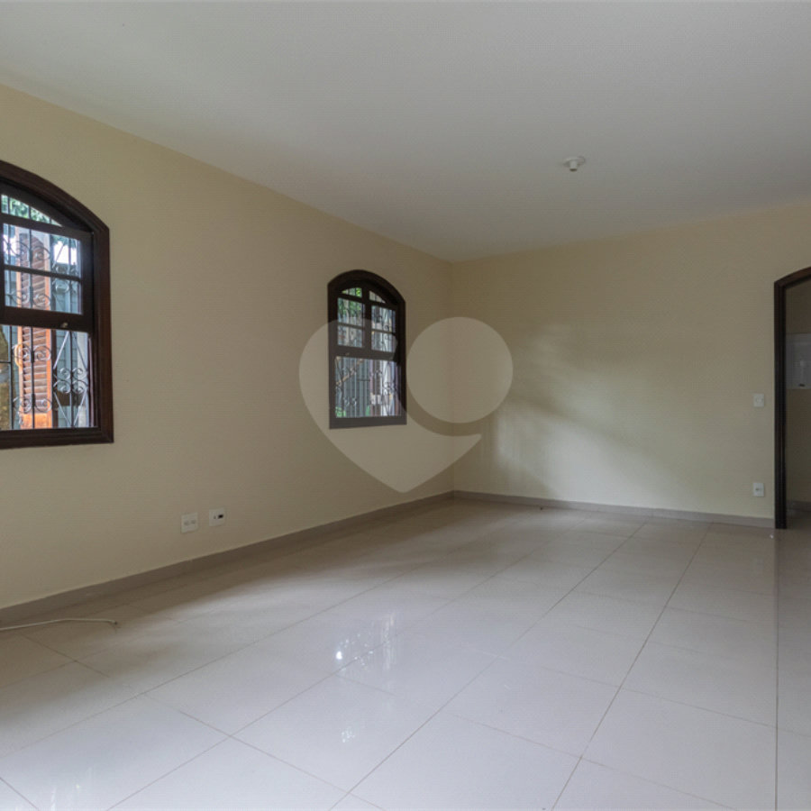 Casa à venda com 3 quartos, sendo 1 suíte, em Brooklin Paulista, São Paulo, SP